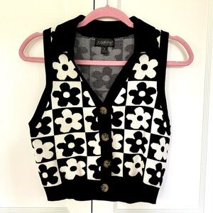 Retro flower knit vest